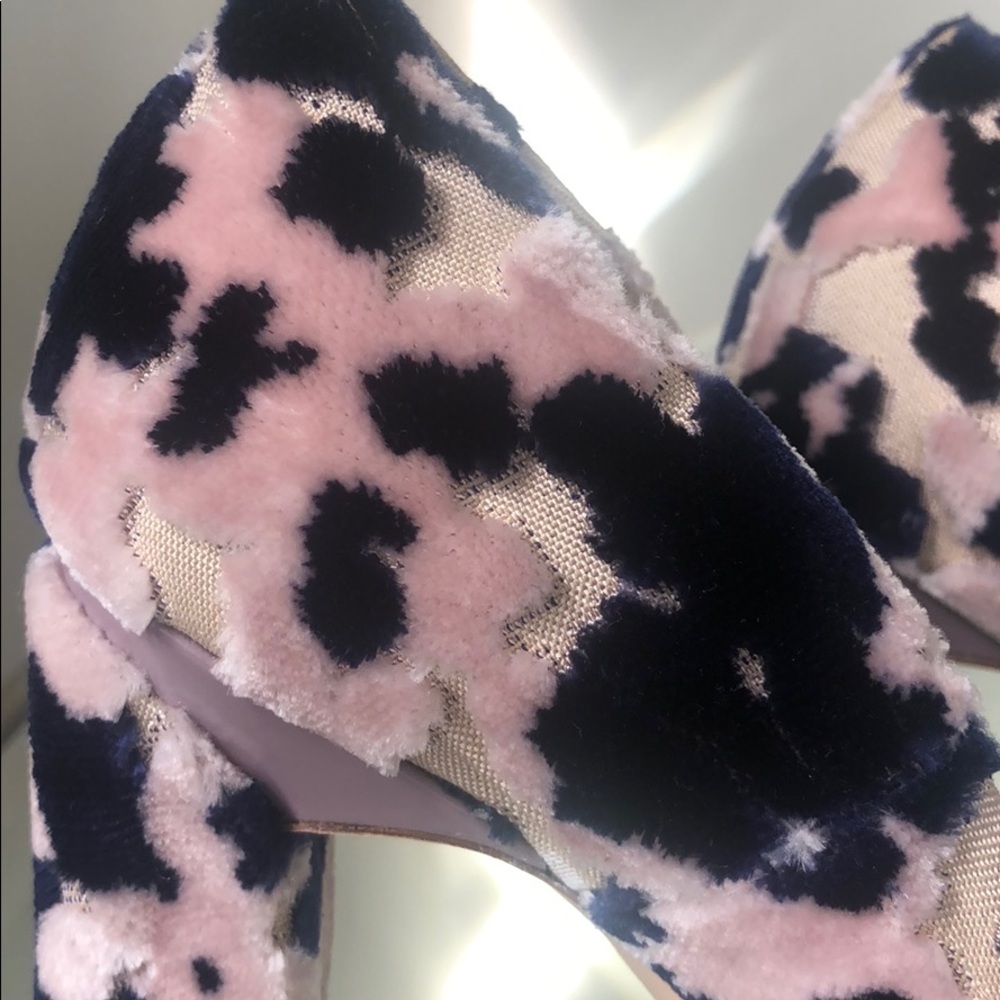 Delpozo Burnt Velvet Pumps - Picture 8 of 8